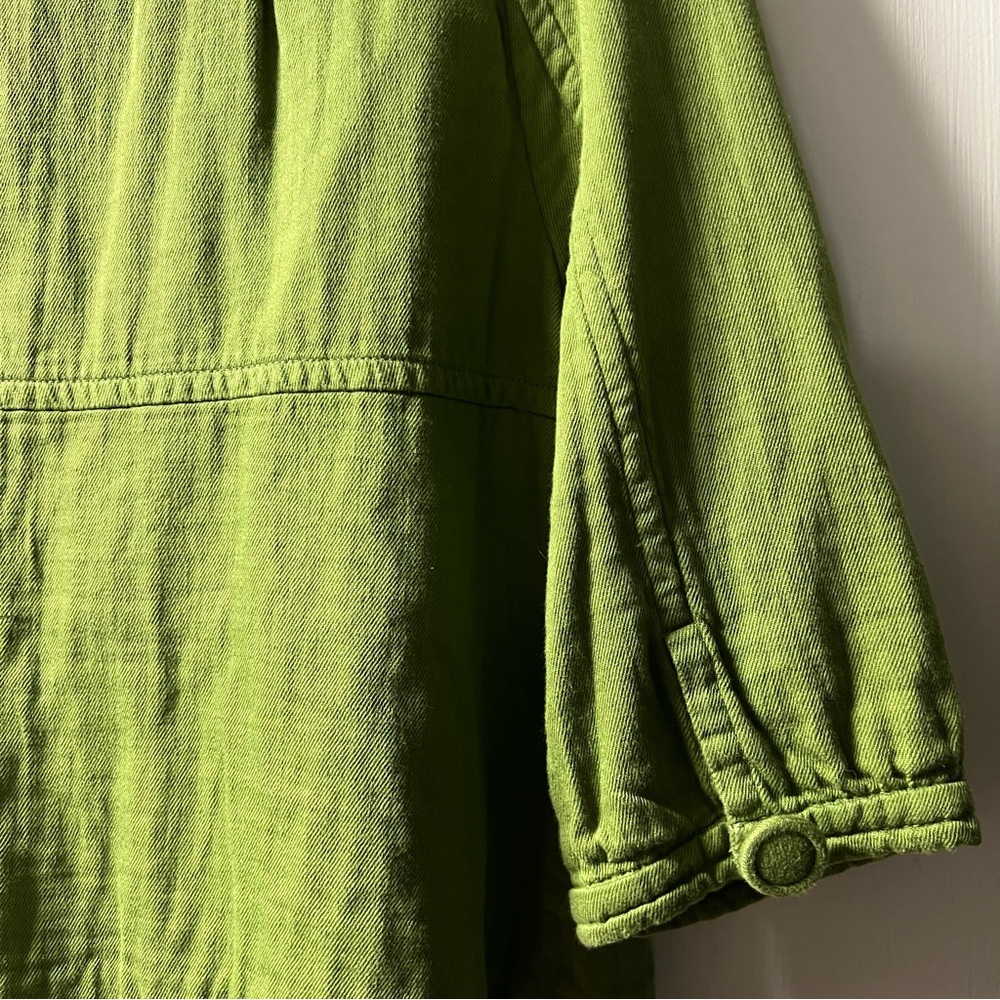 S◢◤O◢◤L◢◤D 
BB Dakota Spring Green 1/2 Sleeve Button Front Jacket - Picture 6 of 6